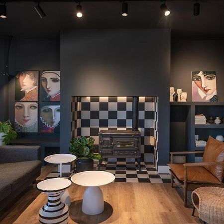 City'S Best-Kept Secret, Eclectic & Luxe Getaway Kalamata Zewnętrze zdjęcie