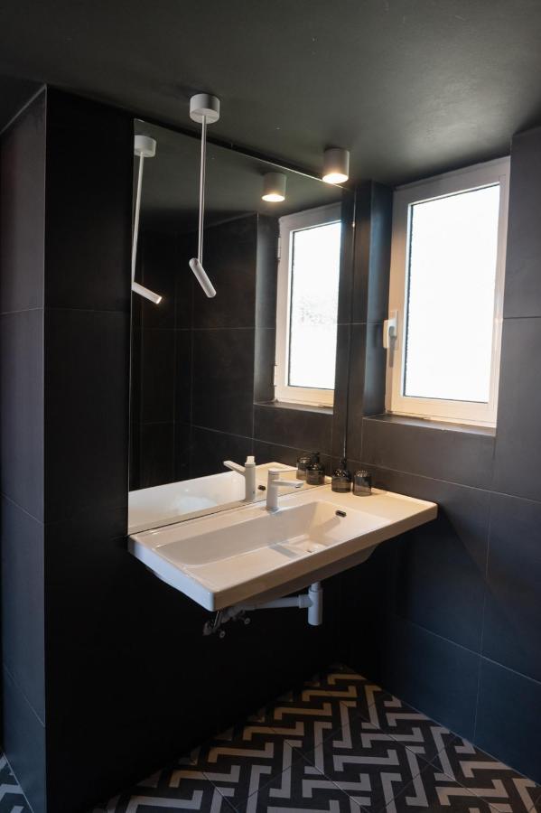 City'S Best-Kept Secret, Eclectic & Luxe Getaway Kalamata Zewnętrze zdjęcie